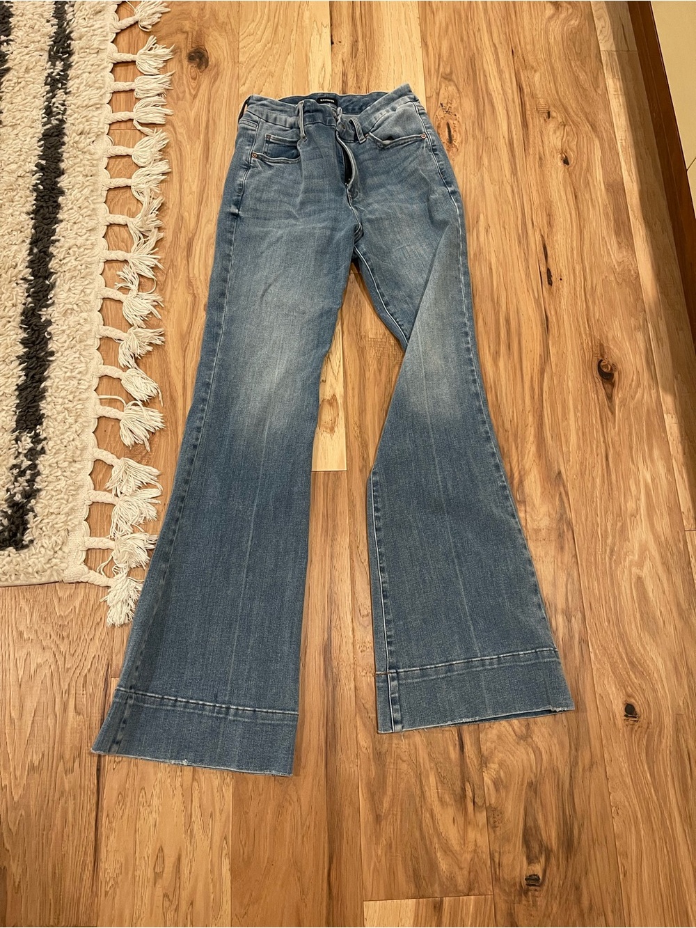 Express medium Women’s Blue Flared Jeans - Classic Denim
